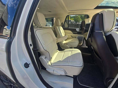 2023 Lincoln Navigator L Black Label