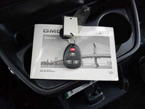 2013 GMC Savana LT 3500