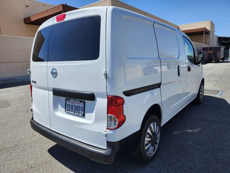 2021 Nissan NV200 S photo 4