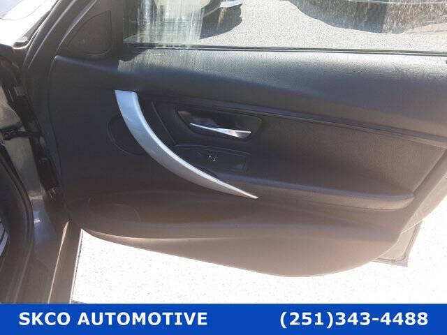 2018 BMW 3 Series 320i