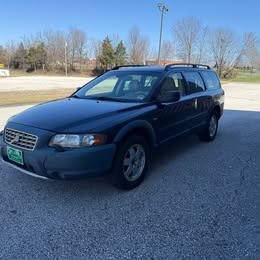 2004 Volvo XC70