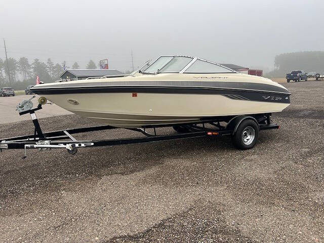 2000 Valiant VIP 18ft