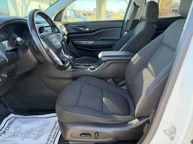 2018 GMC Acadia SLE-2