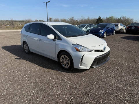 2017 Toyota Prius v Three