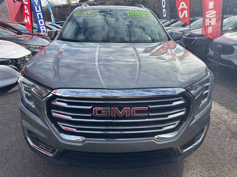2024 GMC Terrain SLT
