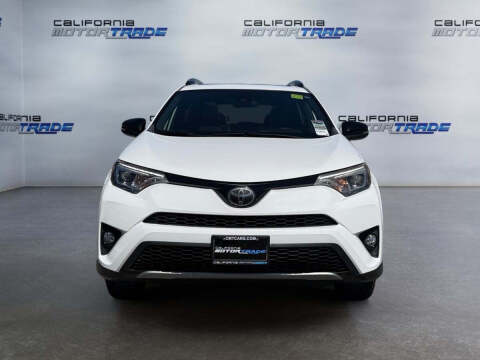 2017 Toyota RAV4 SE