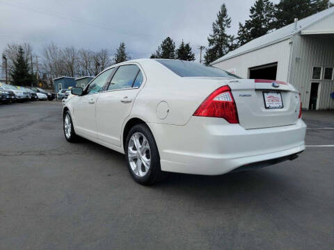 2012 Ford Fusion SE