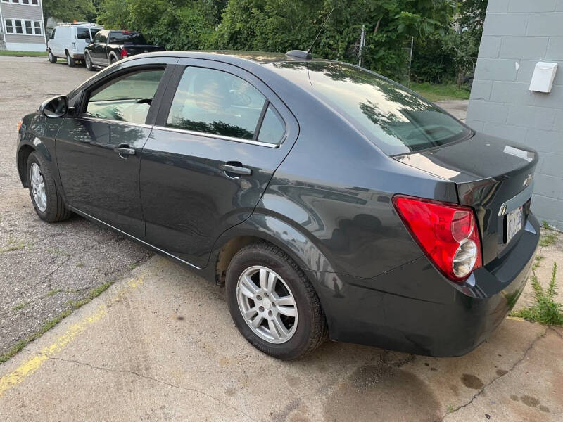 2016 Chevrolet Sonic LT Auto