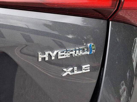 2019 Toyota Prius XLE AWD-e