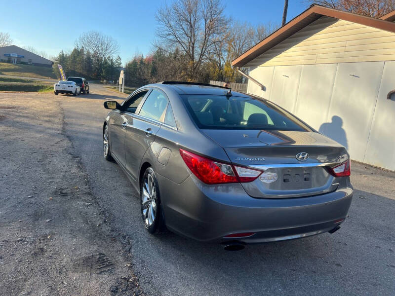 2012 Hyundai Sonata Limited photo 5