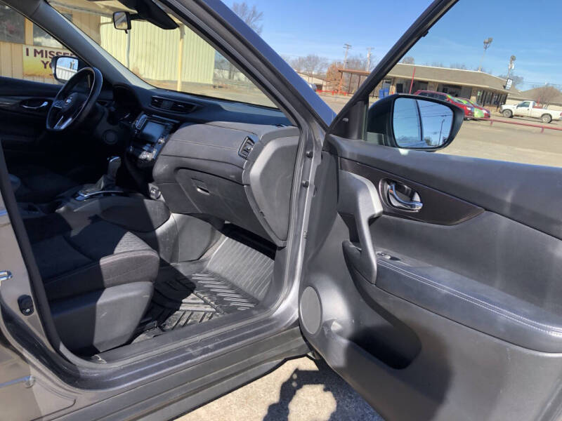 2019 Nissan Rogue SV
