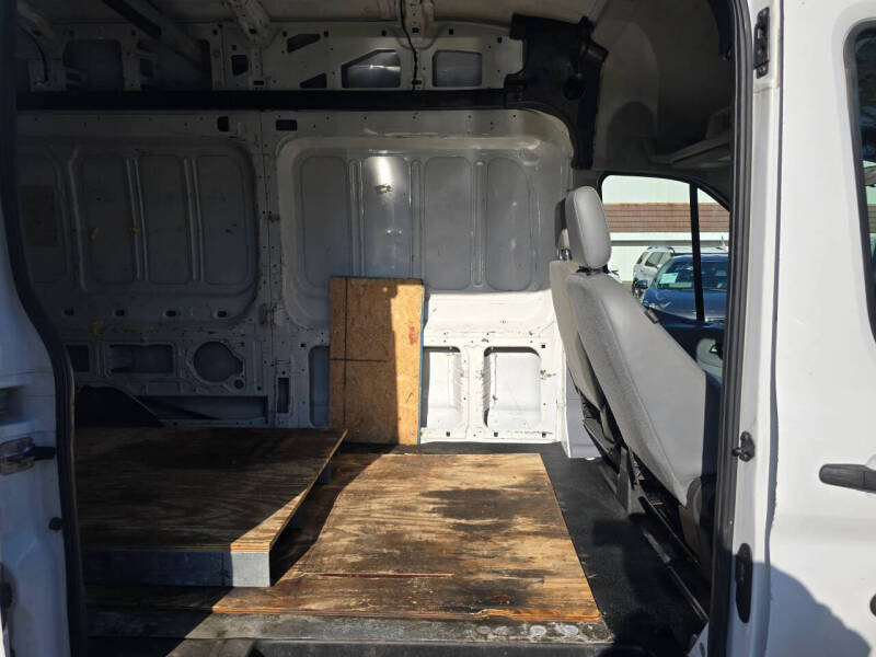 2018 Ford Transit 250