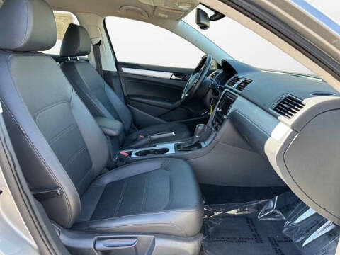 2013 Volkswagen Passat SE PZEV