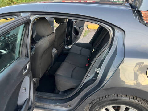 2015 Mazda MAZDA3 i Touring