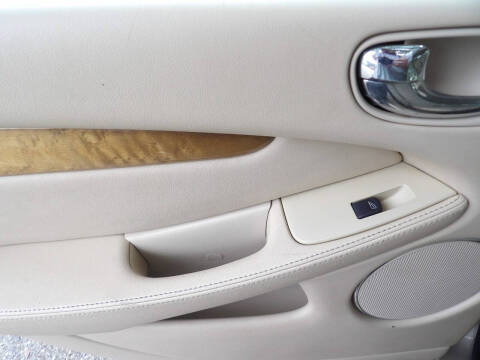 2003 Jaguar X-Type 2.5