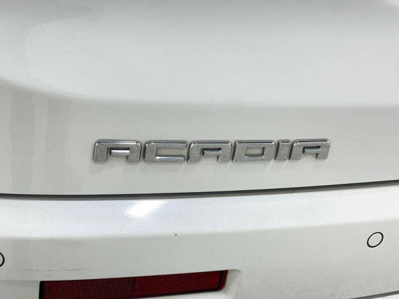 2017 GMC Acadia Denali