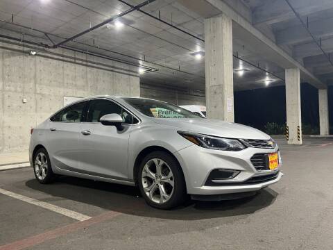 2018 Chevrolet Cruze for sale at Issaquah Autos in Issaquah WA
