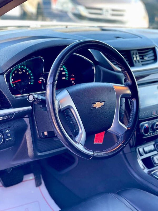 2017 Chevrolet Traverse LT