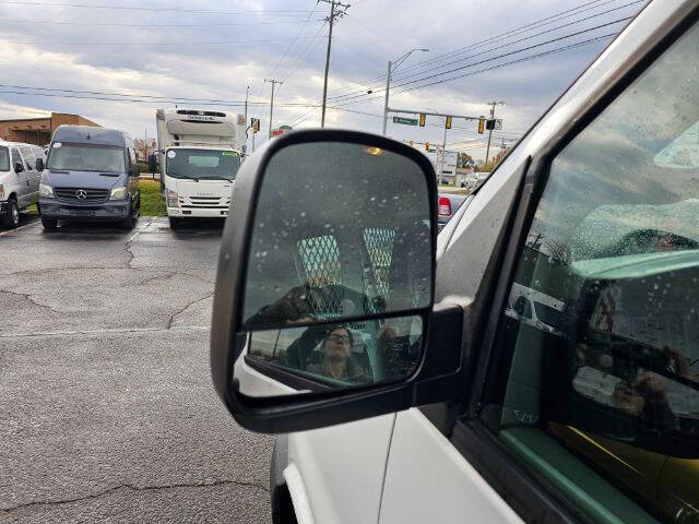 2017 Chevrolet Express 2500