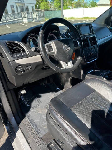 2015 Dodge Grand Caravan R/T