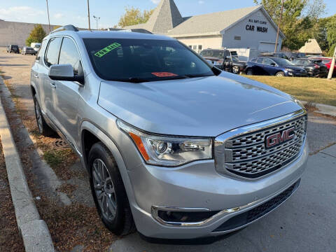 2017 GMC Acadia Denali