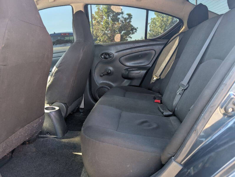 2016 Nissan Versa 1.6 S