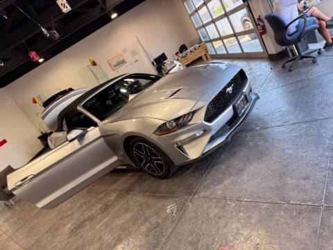 2020 Ford Mustang EcoBoost Premium