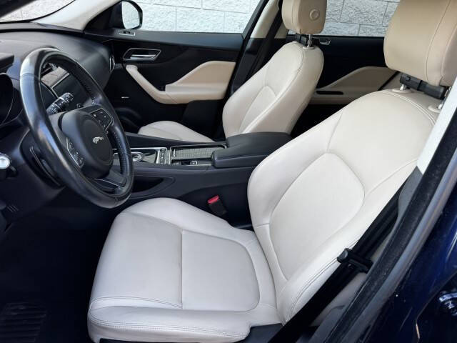 2020 Jaguar F-PACE 25t Premium