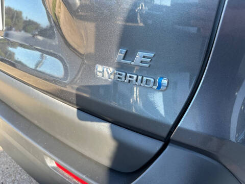 2020 Toyota RAV4 Hybrid LE