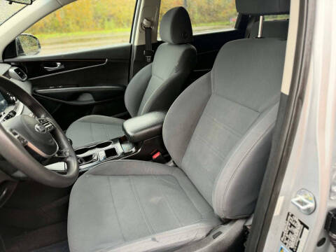 2019 Kia Sorento LX V6