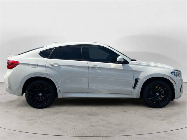 2015 BMW X6 M