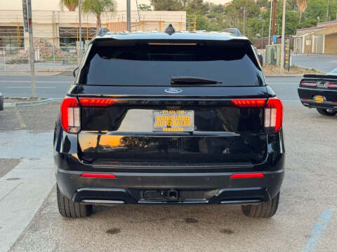 2025 Ford Explorer ST-Line