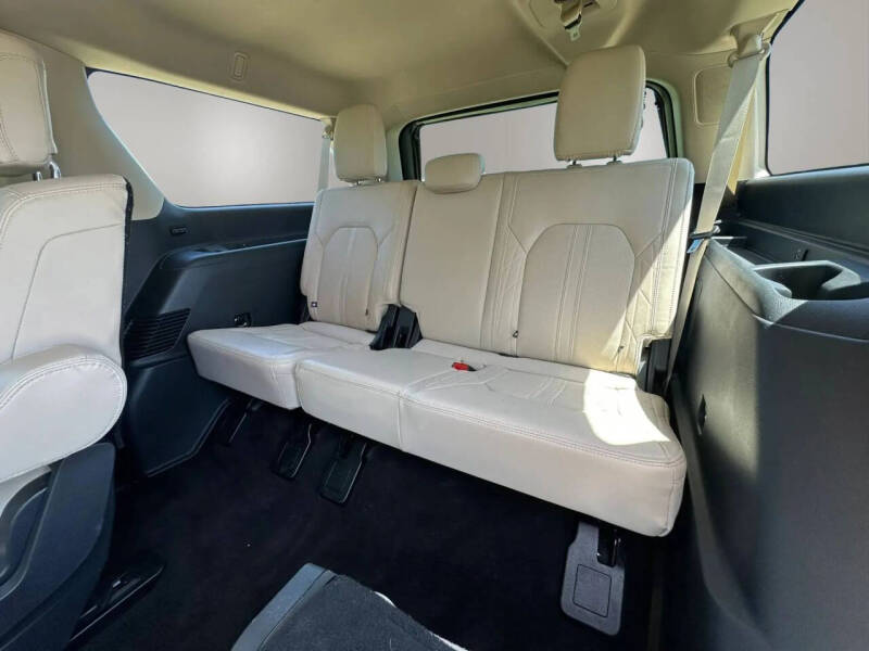 2023 Ford Expedition MAX Platinum