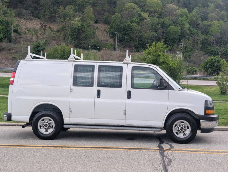 2020 GMC Savana 2500