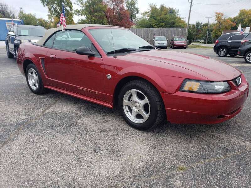 2004 Ford Mustang Deluxe