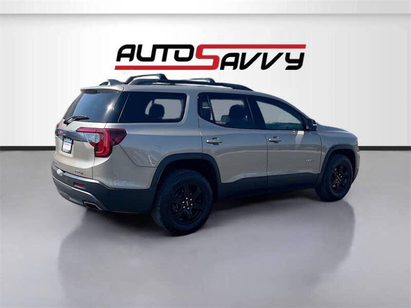 2022 GMC Acadia AT4