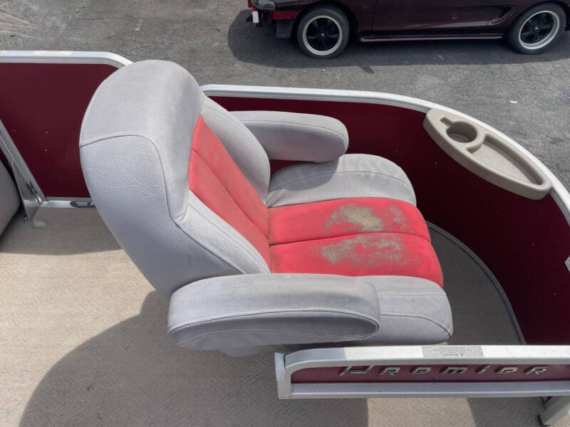 2011 Premier Marine Explorer 200