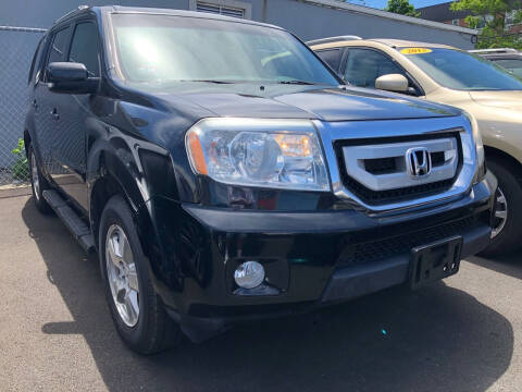 2011 Honda Pilot for sale at OFIER AUTO SALES in Freeport NY