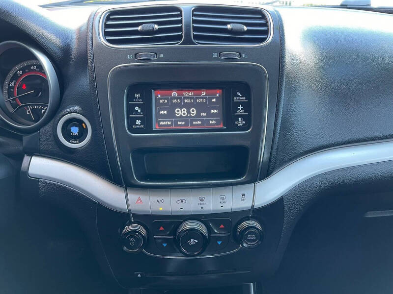 2015 Dodge Journey American Value Package