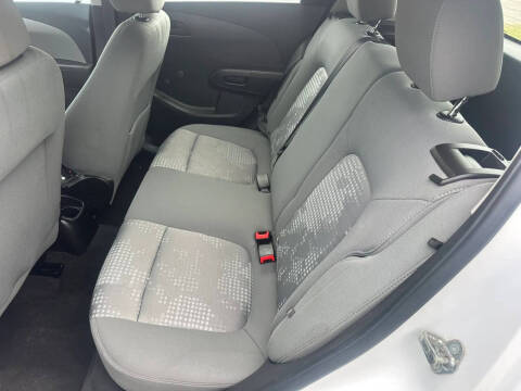 2016 Chevrolet Sonic LS Auto