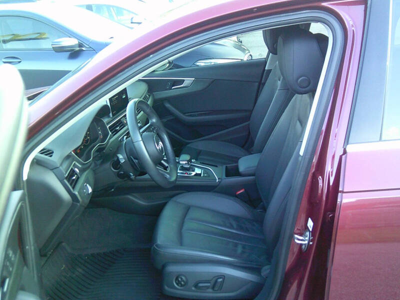 2018 Audi A4 2.0T quattro Premium Plus