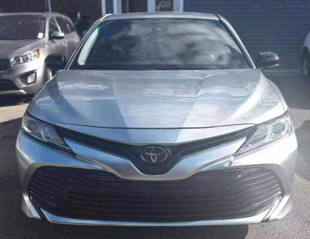 2019 Toyota Camry for sale at Adam Auto Sales Inc in Berlin, CT