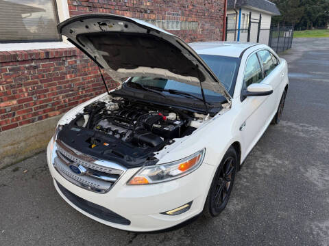2011 Ford Taurus SEL