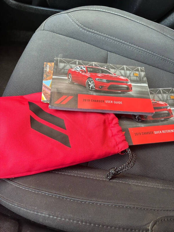 2019 Dodge Charger SXT