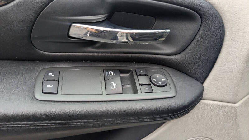 2015 Dodge Grand Caravan SE