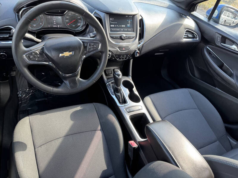 2018 Chevrolet Cruze LT Auto