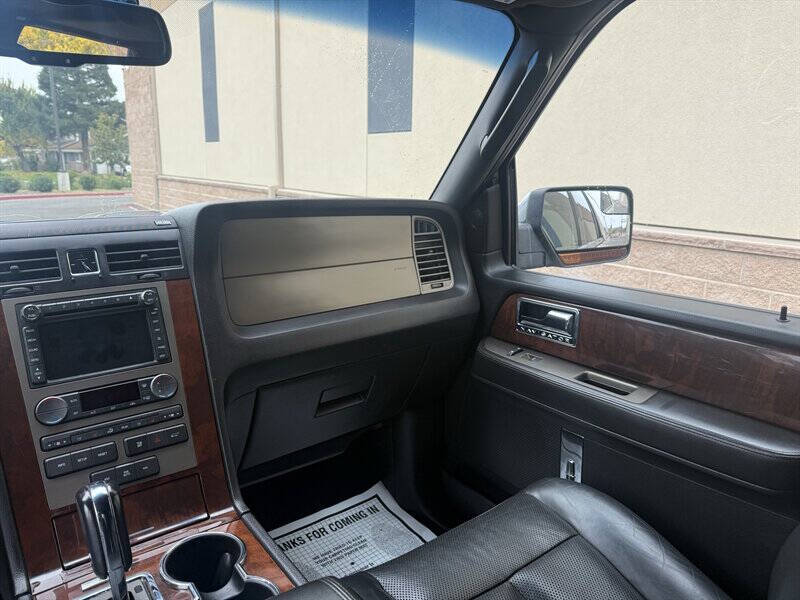 2014 Lincoln Navigator