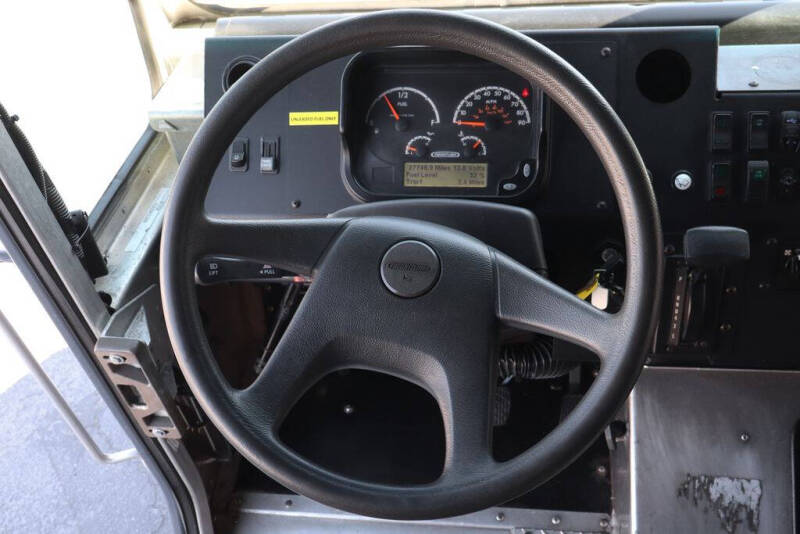 2020 Freightliner MT45 Chassis