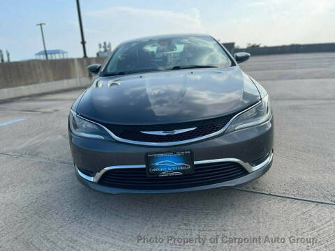 2017 Chrysler 200