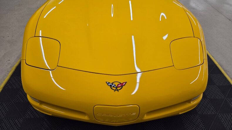 2004 Chevrolet Corvette